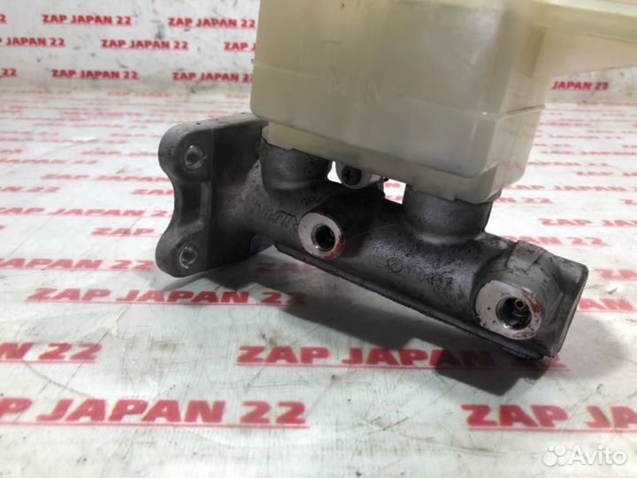 Главный тормозной цилиндр Mitsubishi Delica PD6W