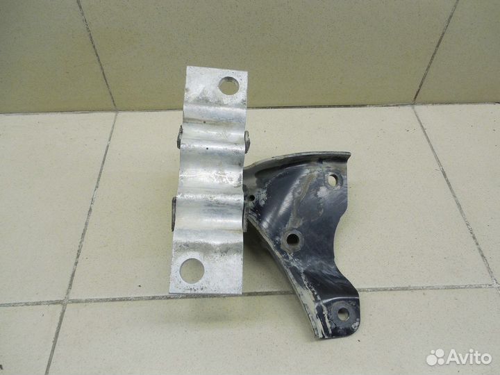 Опора двигателя правая Sandero 2009-2014