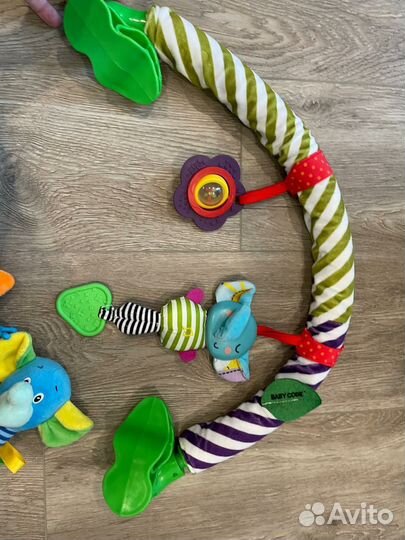 Развивающие игрушки для новорожденного