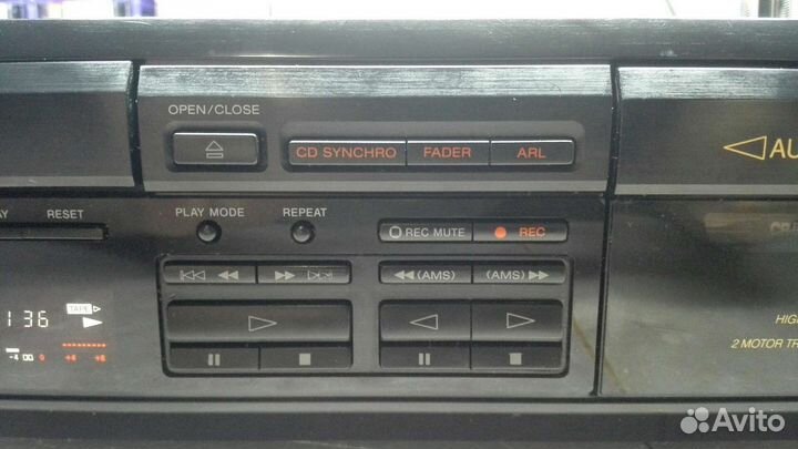 Кассетная дека sony