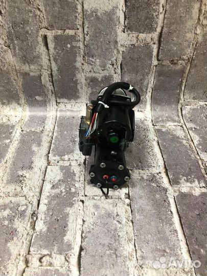 Лэнд Ровер Спорт Л320 Хитачи компрессор