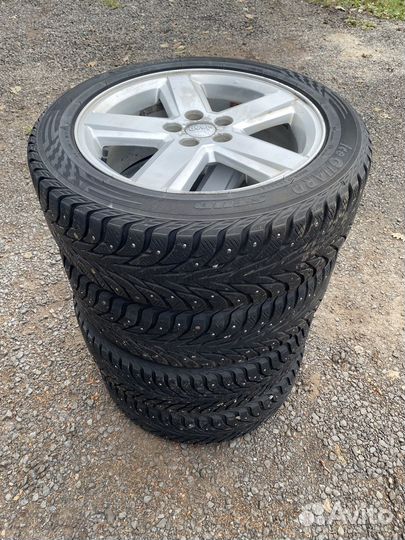 R18 Yokohama Ice Guard Stud IG55 215/55, PCD 5x114.3 DIA 67.1