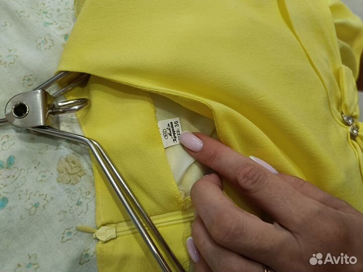 Платье для девочки б.у
