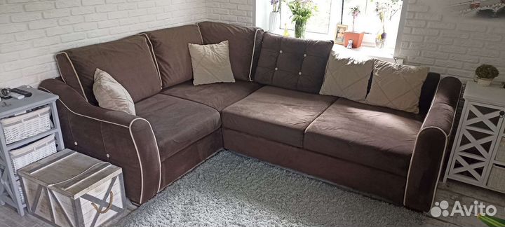 Диван угловой