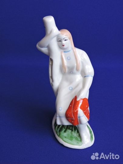 Фарфоровые статуэтки СССР и другие 10 шт