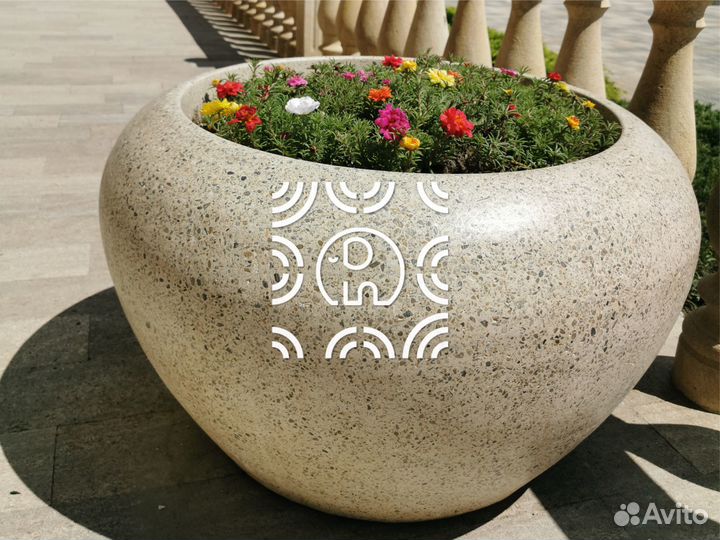 Вазон бетонный 