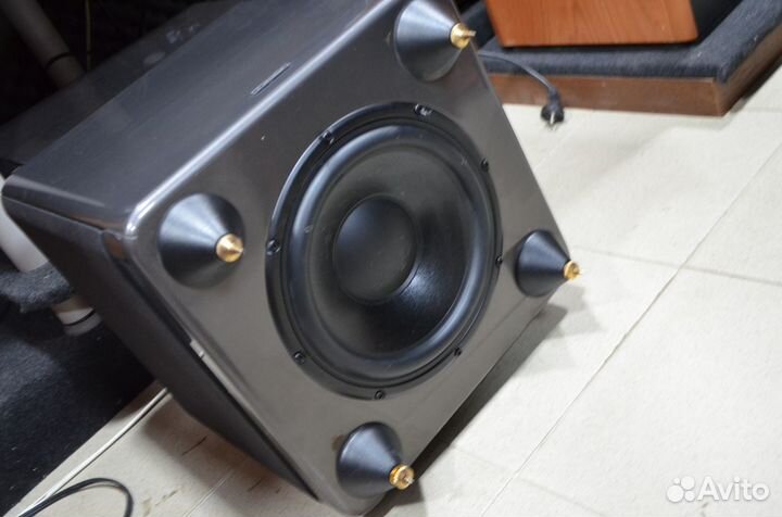 Сабвуфер активный Mission E8AS1 три динамика