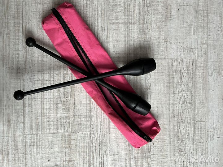 Булавы гимнастические