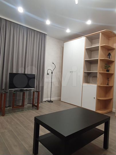 1-к. квартира, 40 м², 1/9 эт.