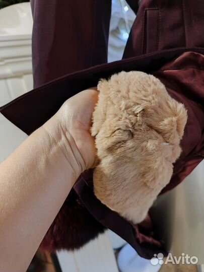 Пальто зимнее с Песцом капюшон Кролик 46 р