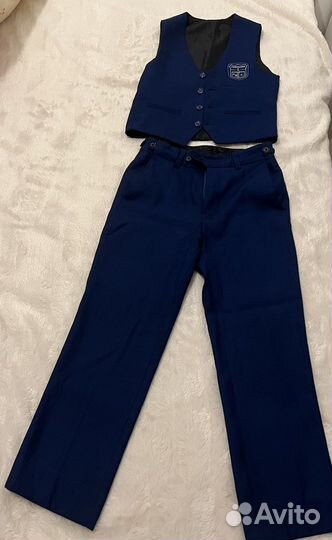 Костюм школьный на мальчика 122 см