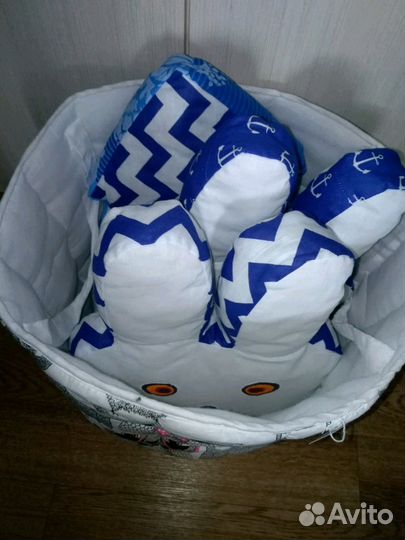 Корзина для игрушек-подушки