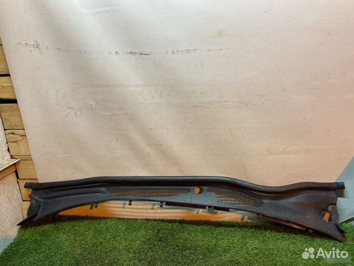 Решетка под лобовое стекло Toyota Chaser