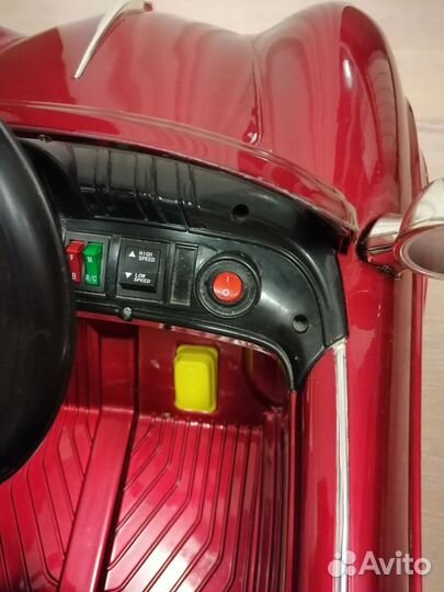 Детский электромобиль