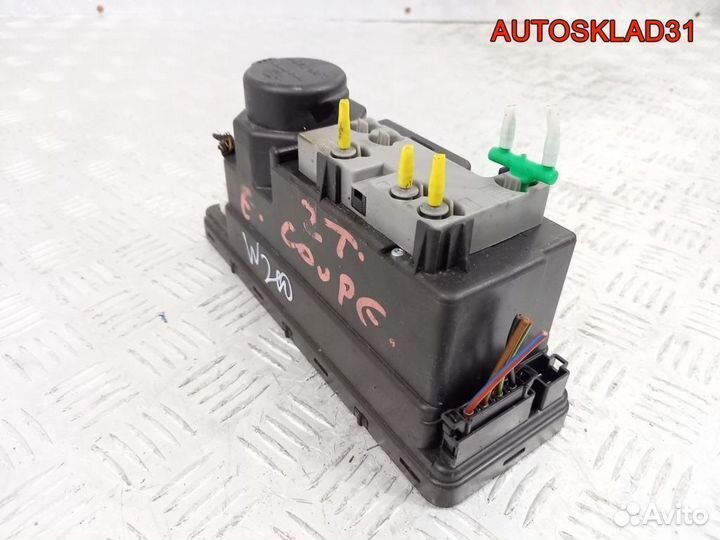 Компрессор центрального замка Mercedes A2108001048