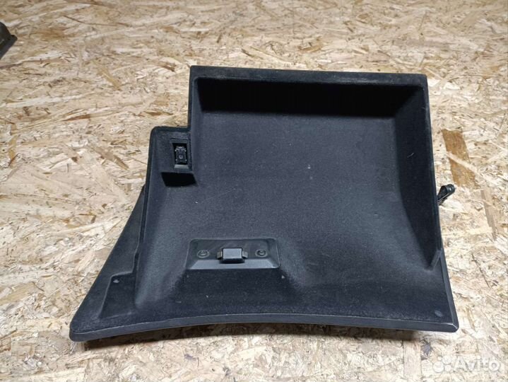 Бардачок BMW e39 M57 2000