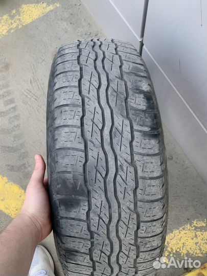 Bridgestone Dueler H/T 687 225/65 R17