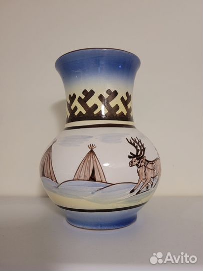 Вазы декоративные