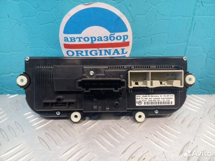 Блок управления отопителем Volkswagen Passat B7