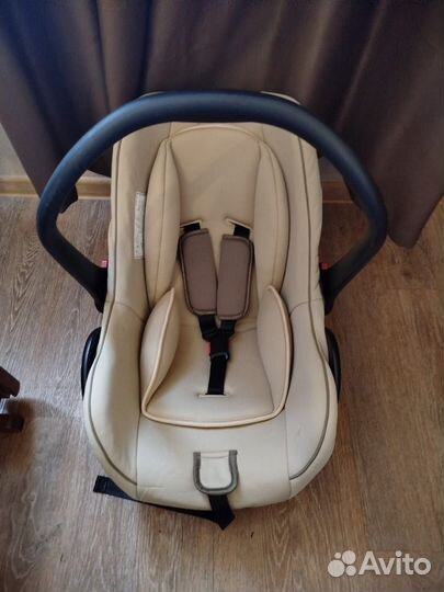 Автомобильное детское кресло от 0 до 18 кг