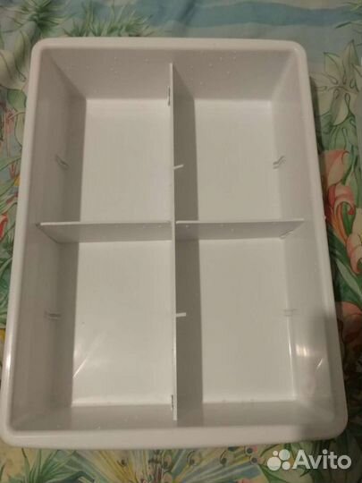 Ящик пластиковый для мелочей