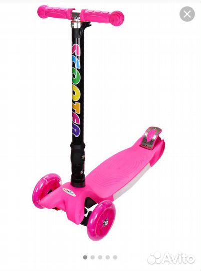 Самокат со светящимися колёсами и музыкой