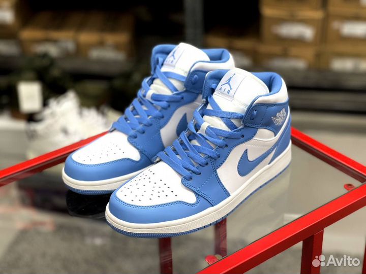 Кроссовки Nike Air Jordan 1 Mid Unc Blue