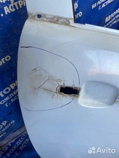 Передняя правая дверь Opel Corsa D купе 2011