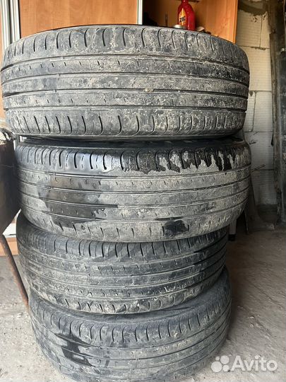 Kumho Solus SA01 KH32 215/60 R17 96H