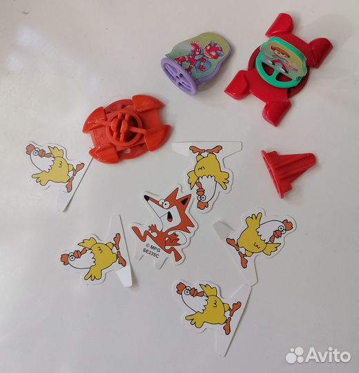 Игрушки из киндера
