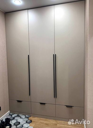 Шкаф на заказ под ключ