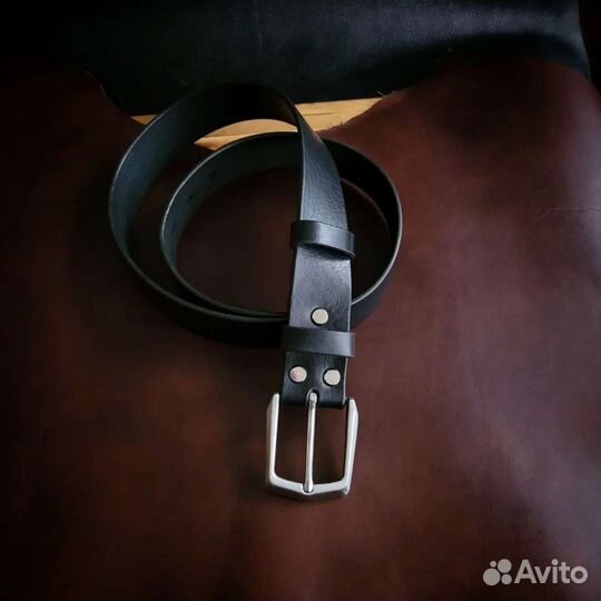 Мужской кожаный ремень ручной работы
