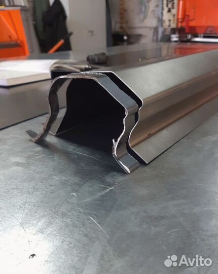 Кузовной порог Nissan Avenir W22