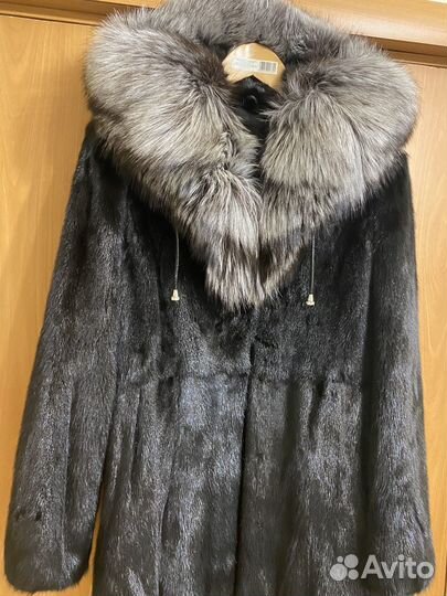Шуба норковая с капюшоном