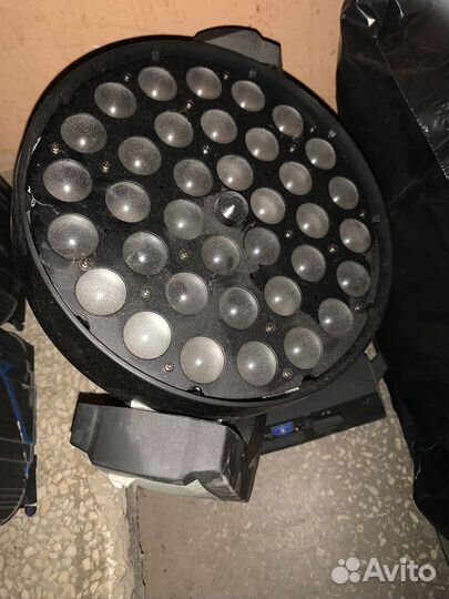 Световой прибор для дискотек