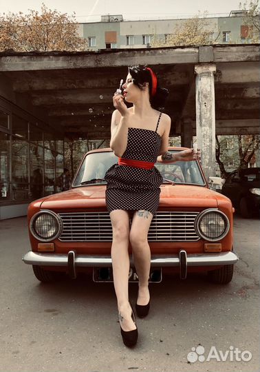 Платье в стиле ретро