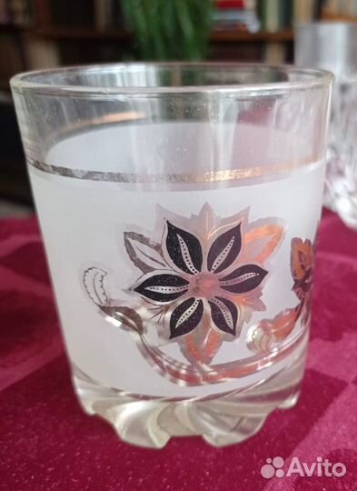 Стаканы, кружки