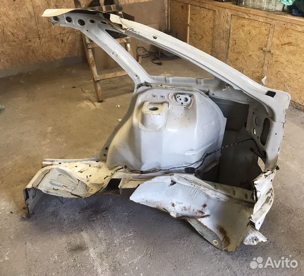 Крыло заднее лада приора хэтчбек