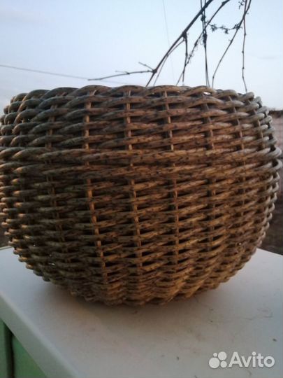 Кашпо из ротанга