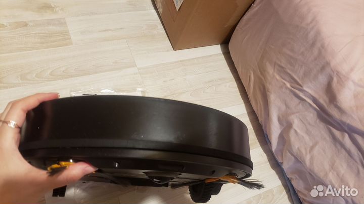 Робот пылесос