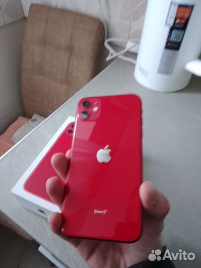 iPhone 11, 64 ГБ