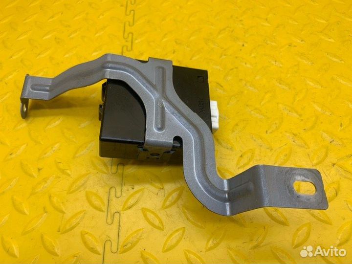 Блок управления раздаточной коробкой Kia Sorento 2