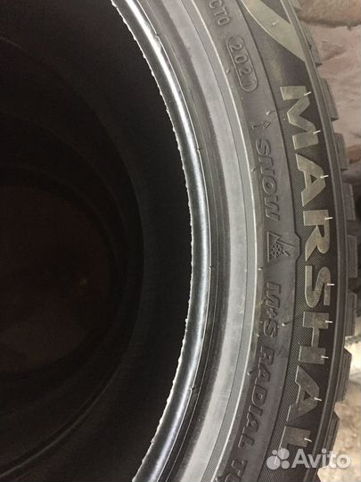 Marshal WinterCraft Ice WI31 235/45 R18 98T