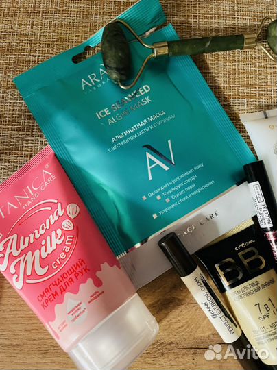 Набор косметики пакетом