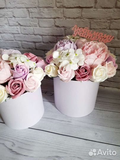 Букет из мыльных роз в коробке