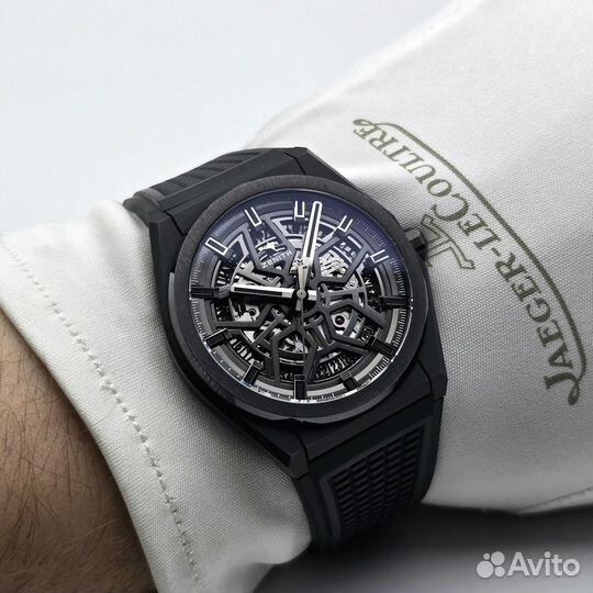 Часы Zenith Defy Classic