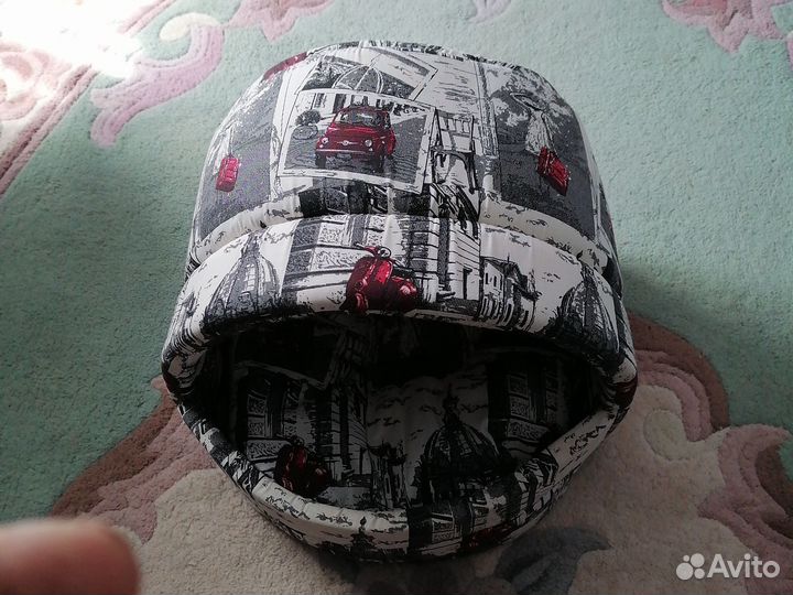 Домик-лежанка для собак и кошек