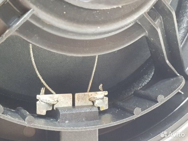 Динамик задний левый Nissan Qashqai J11 1.2