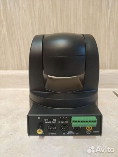 Новая камера для видеоконференций Sony EVI-D70P