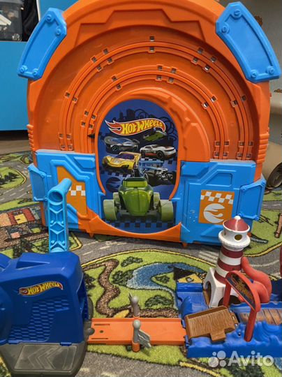 Игрушки hot wheels